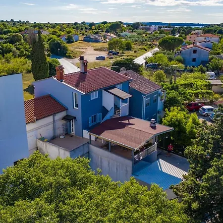 Apartman Marko Fazana Exterior photo